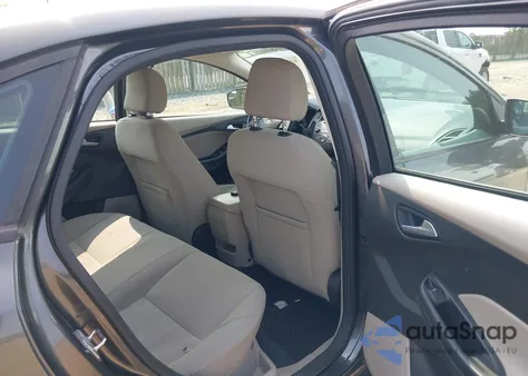 2015 Ford Focus Se z USA, uszkodzony, nr VIN 1FADP3FEXFL339430